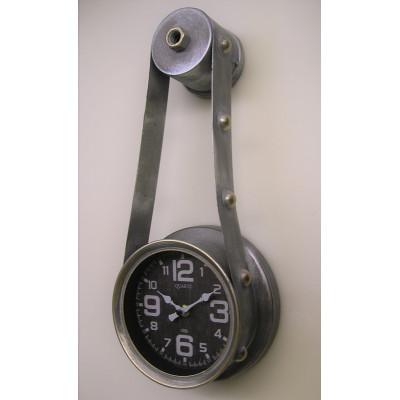 Wandklokje industrieel metaal CB311