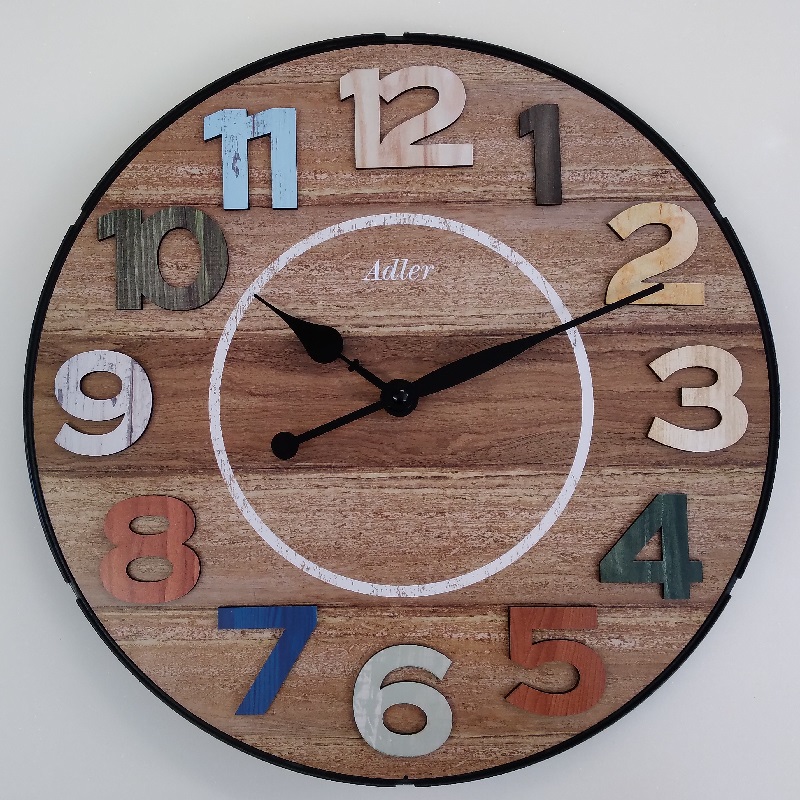 AM 9539 klok houtlook met bol glas