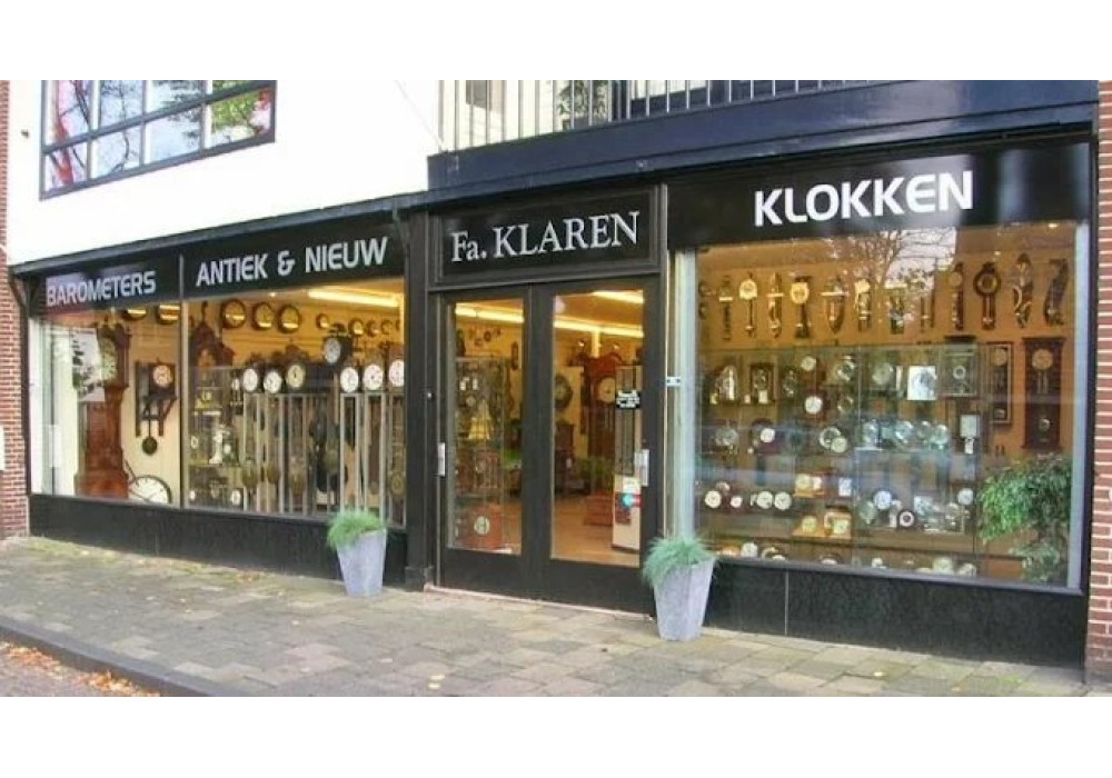 De winkel van Klaren Klokkenspeciaalzaak aan de Vogelenzangseweg 83